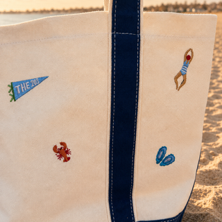 203 Coastal Icon Beach Tote